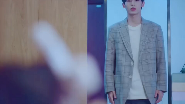 «تعال نلتقي الآن» تغيير ملابس في ثانية!