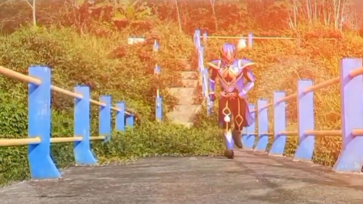 super hero lokal dari tasikmalaya siap menggebrak dunia...