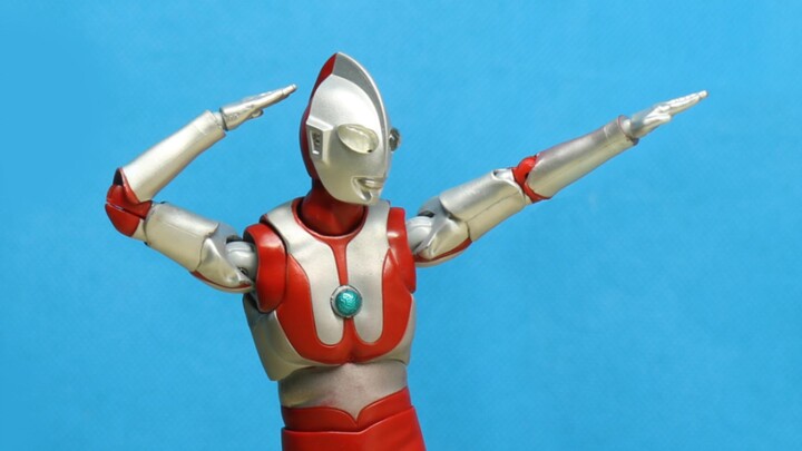 Ultraman, apakah kamu sangat menyukai manusia [Animasi stop-motion]