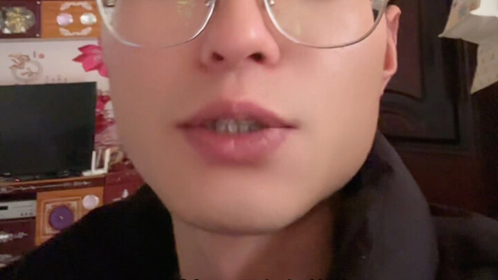 สัมผัสต้นไม้ยางแล้วจะเป็นอย่างไร