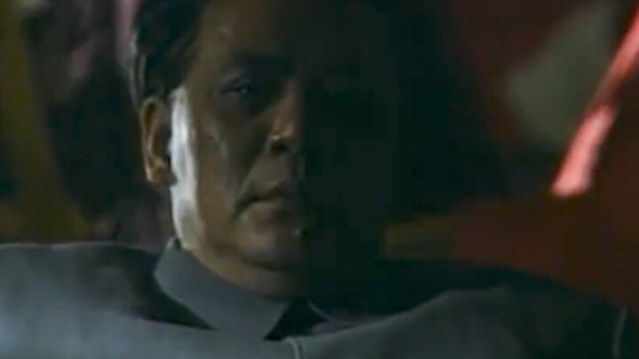 Thành hay bại, đúng hay sai, tùy người bình luận.