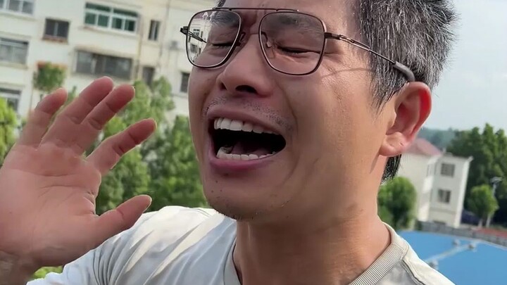 “เธอต้องดูแลตัวเองให้ดีนะ” เด็กที่ไม่มีวินัยในตนเอง ใครกันล่ะที่บั่นทอนความมั่นใจของเขา?