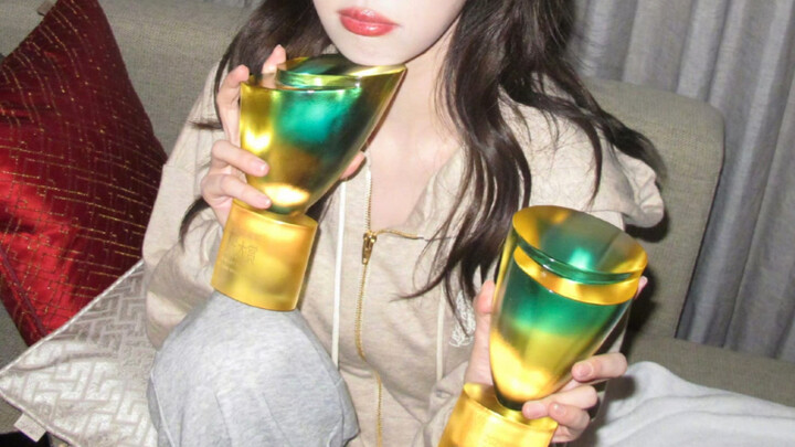 Tham vọng chính là liệu pháp thẩm mỹ tốt nhất cho phụ nữ! “Trên đời có một bông hoa tuyệt đẹp, đó ch