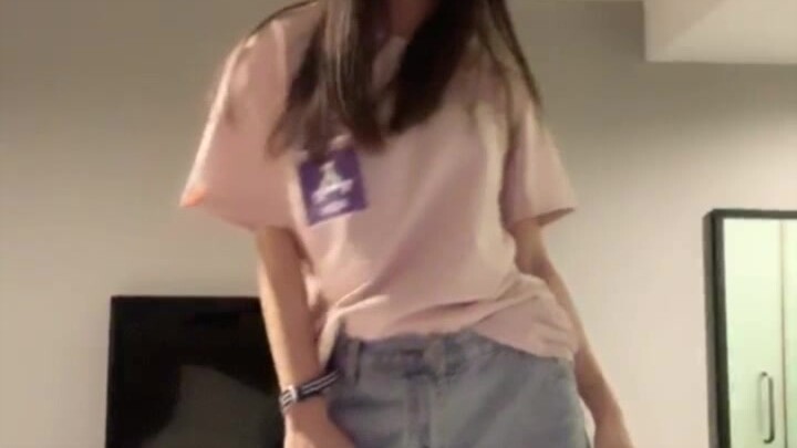 ไม่มีเงิน อย่าแตะ—รุ่นกางเกงขาดสองรู