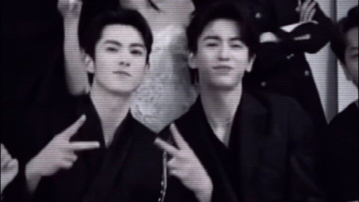 【Vương Hạc Đệ/Trương Lăng Hách】Cắt kiểu này á? Đây là cặp đôi song A tuyệt thế gì vậy?