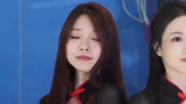 ผู้ใหญ่ควรดูพิธีบรรลุนิติภาวะ (เวอร์ชั่น IZONE) ช็อตตรงของมินจู