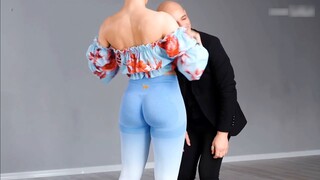 [Bachata Latin Dance] Mặc dù các người đẹp bachata quyến rũ, nhưng huấn luyện viên đầu trọc lại tự t