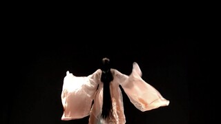 “若你觉得灿烂，山无遮，海无拦”