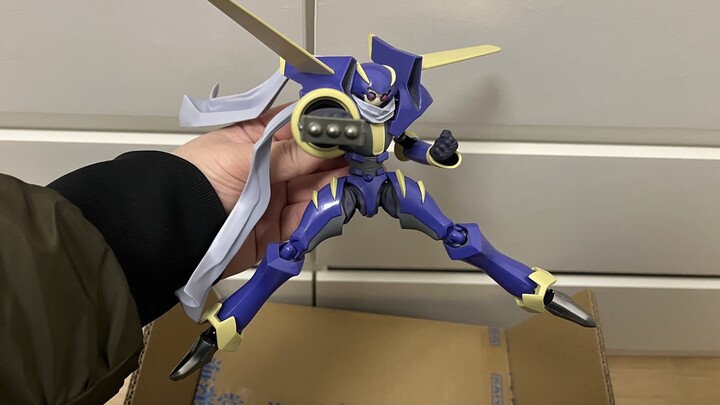 海洋堂废品战士 最符合废品设定的玩具