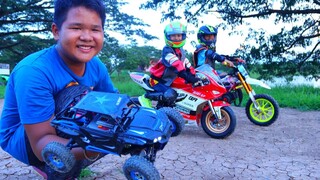 รถบังคับ VS มอไซด์ บิ๊กไบค์ วิบากจิ๋ว รถคว่ำกระจาย!!! ทิกเกอร์โชว์ Tigger Show Rc car VS bigbike