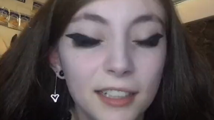 Jess is celebrating her birthday today! Here’s a video from one of her past birthdays. She’ll be liv