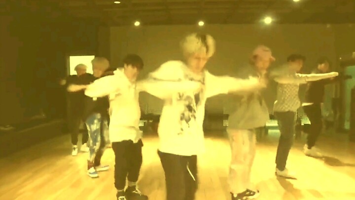【Dance】Seven Tigers Love Dancing（YG）iKON! On point.