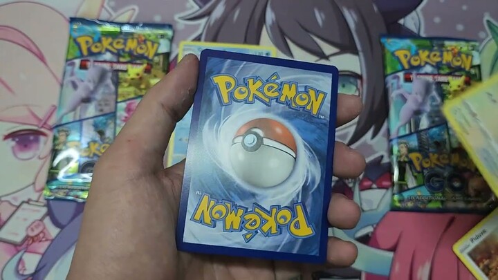 Mở hộp pokemon tcg go box và 1 con charizard hụt