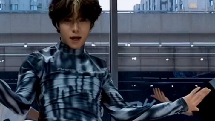 [Oscar] Stronger than your boyfriend? Badalee choreographs Straykids' cover of "Hey Day"