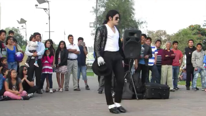 Imitasi Michael Jackson Paling Berhasil!