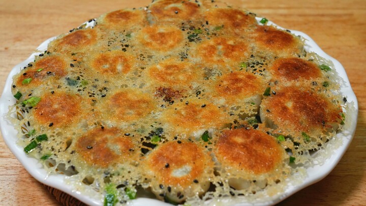 หน้าใบไม้ผลินี้ใครๆ ก็ติดใจเกี๊ยวจี่น้ำแบบนี้ ไม่ต้องหมักแป้ง ไม่ต้องคลึงแป้ง ทานทุกวันก็ไม่เลี่ยน อ