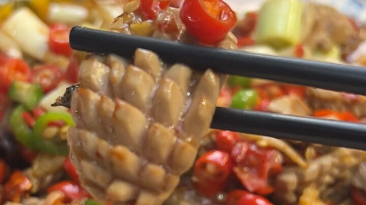 Xi’an’s authentic Zigong Sichuan cuisine—fiery hot and perfect with rice! The barbecue is special to