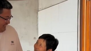 أليس واضحًا الآن الفرق بيني وبين زوجتي؟