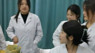 这花谁送的？过分了啊