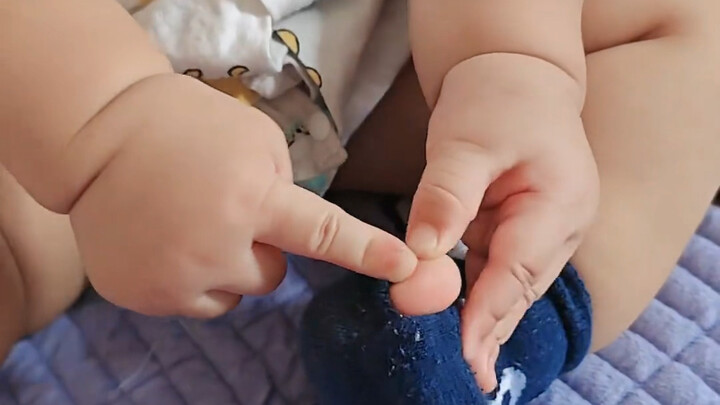 Chứ đâu có để lộ ra ngoài đâu