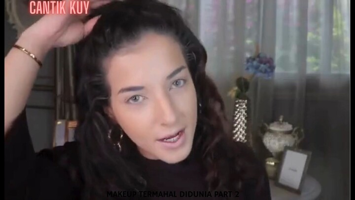 MAKEUP TERMAHAL DIDUNIA