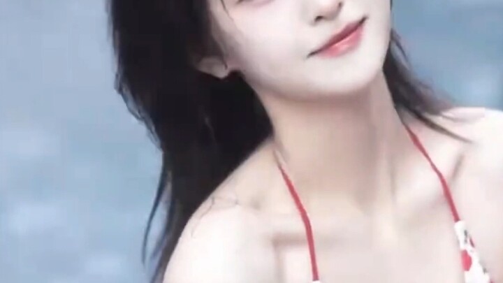 Ngày nhỏ mong Tết đến từng ngày, về già lại sợ Tết mỗi ngày.