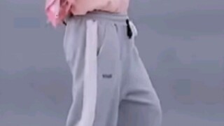 方灿练习室裤带子直拍(bushi)
