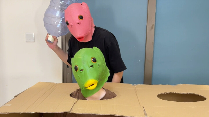 Hurry up and call your friends to watch the whack-a-mole challenge!