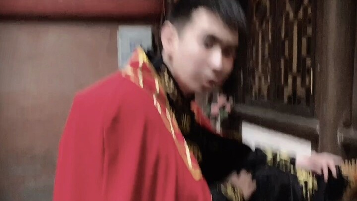 هل هناك من يجيد اللغة وفهم ما قيل في النهاية؟