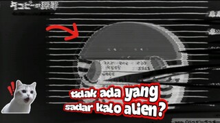 Kenapa tidak ada yang sadar kalo takopi itu alien?