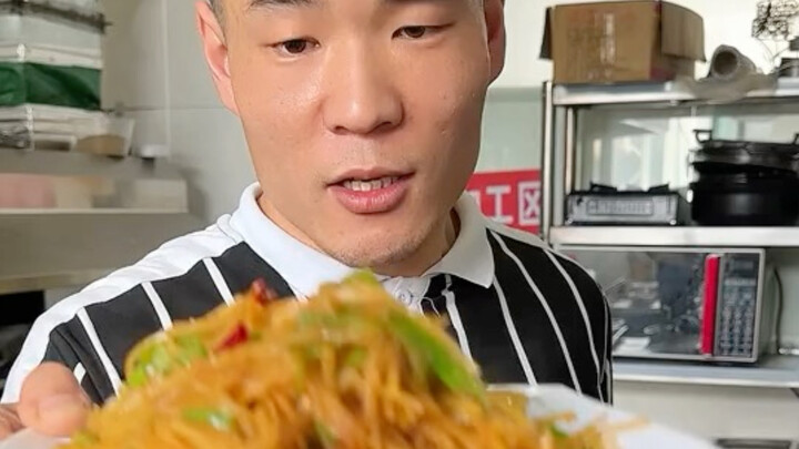 How Beginners Can Use a Knife the Right Way (Old Video)