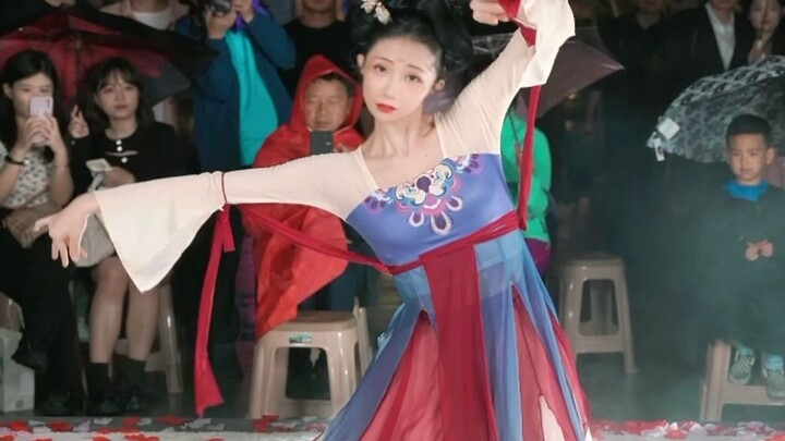 ละครหุ่นเชิด – กัวเจ๋อเจ๋อ ระบำจีน · บันทึกหน้าจอไลฟ์แดนซ์กลางแจ้งไม่ตัดต่อ