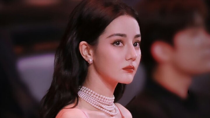 【Địch Lệ Nhiệt Ba】Tổng hợp video hậu trường lễ Weibo Night 2023, lại gây sốt rồi♥