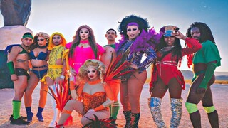 Vegas Queen tri ân Lady Gaga bằng một chương trình ca nhạc khiêu vũ đầy màu sắc