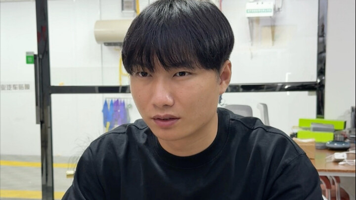 When You Pretend to Be a Long-Term Employee During an Interview