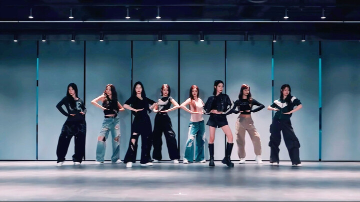 [4K Mirror Dance Cover] Hearts2Hearts “Focus” – Practice Room Version | Audio Replaced & Mirrored in