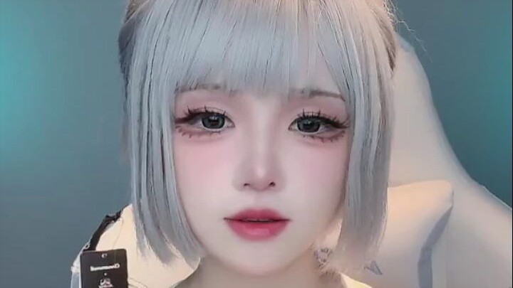 Arogan dan aneh 2025-08-09