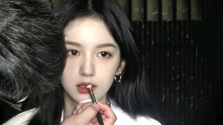 天，好伟大的一张脸！！！可素可艳的周也～