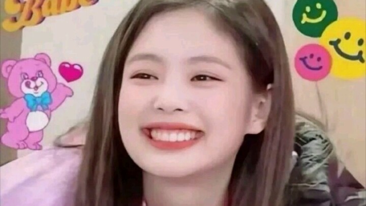 【BLACKPINK】Tổng hợp những khoảnh khắc dễ thương cực phẩm của JENNIE! Độ ngọt “dụ tim” từ những cú th