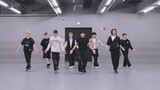 Stray Kids(스트레이 키즈) “특(S-Class)” Dance Practice Video