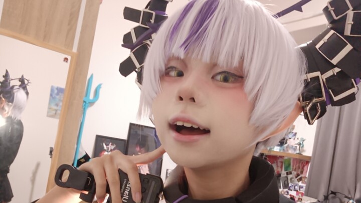 Bệnh chỉ biến thành nữ quỷ khi tắt đèn