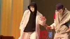 Are all high school hip-hop clubs so strong now? A bit scary. . .