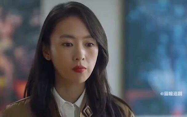 Vợ phát hiện vấn đề mà không hề tỏ ra, chỉ nhờ một quả cam mà vạch trần cô nàng “trà xanh” nơi công 