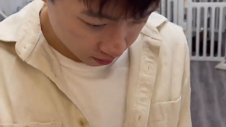 Khi những người đến từ Học viện Mỹ thuật chơi với kính VR