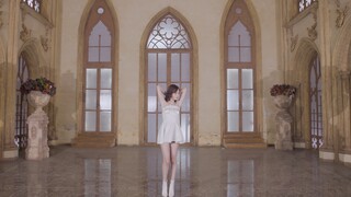 【Psycho】Who is burning the money? It’s 2023 and they are still dancing to Red Velet’s gag.