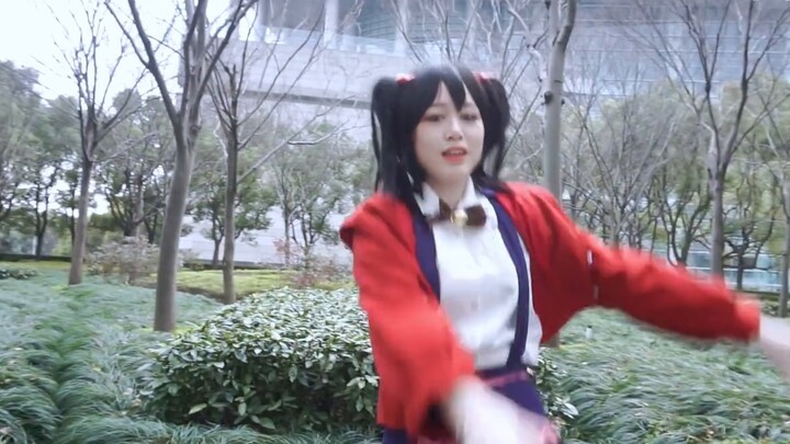 ฤดูร้อนควรเป็นเรื่องของสีสันแห่งฤดูร้อน!