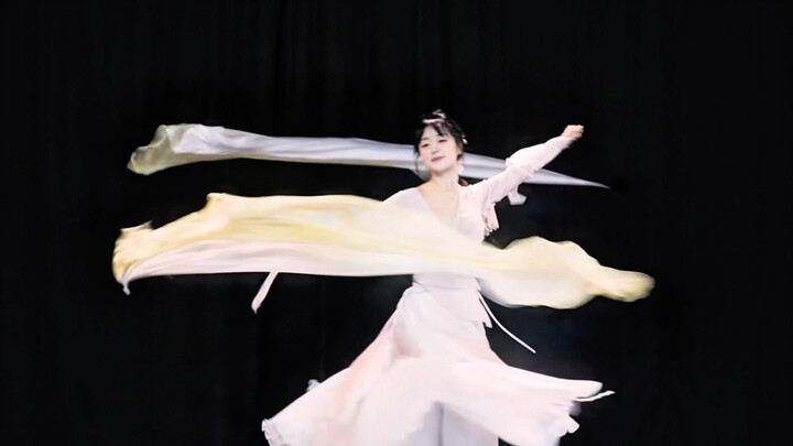 Water Breathing… Is Saho’s dance really that smooth?