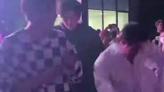 حفلة GMMTV 2023 بعنوان «DONG»، منظور آخر: نان نونغ يغني الراب مع بو مينغ ويلعب الرقص مع شقيق الكرة