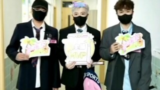 พิธีกรซาแมน ตัวละครตุ่ยตุ่ยในมุมกล้อง (การปรากฏตัว + เต้นรำ)