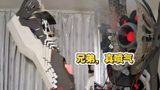 The Eternal Dream of the Great Sword Shrimp - Jet-Powered Great Sword Cosplay Prop